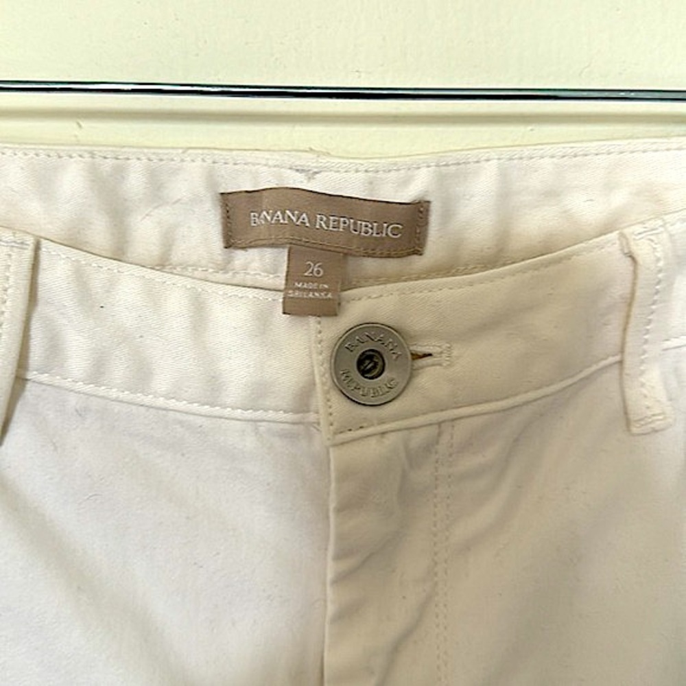 Banana Republic Brushed Cotton Off-White Cropped Jeans W/ Zippers - Picture 4 of 7